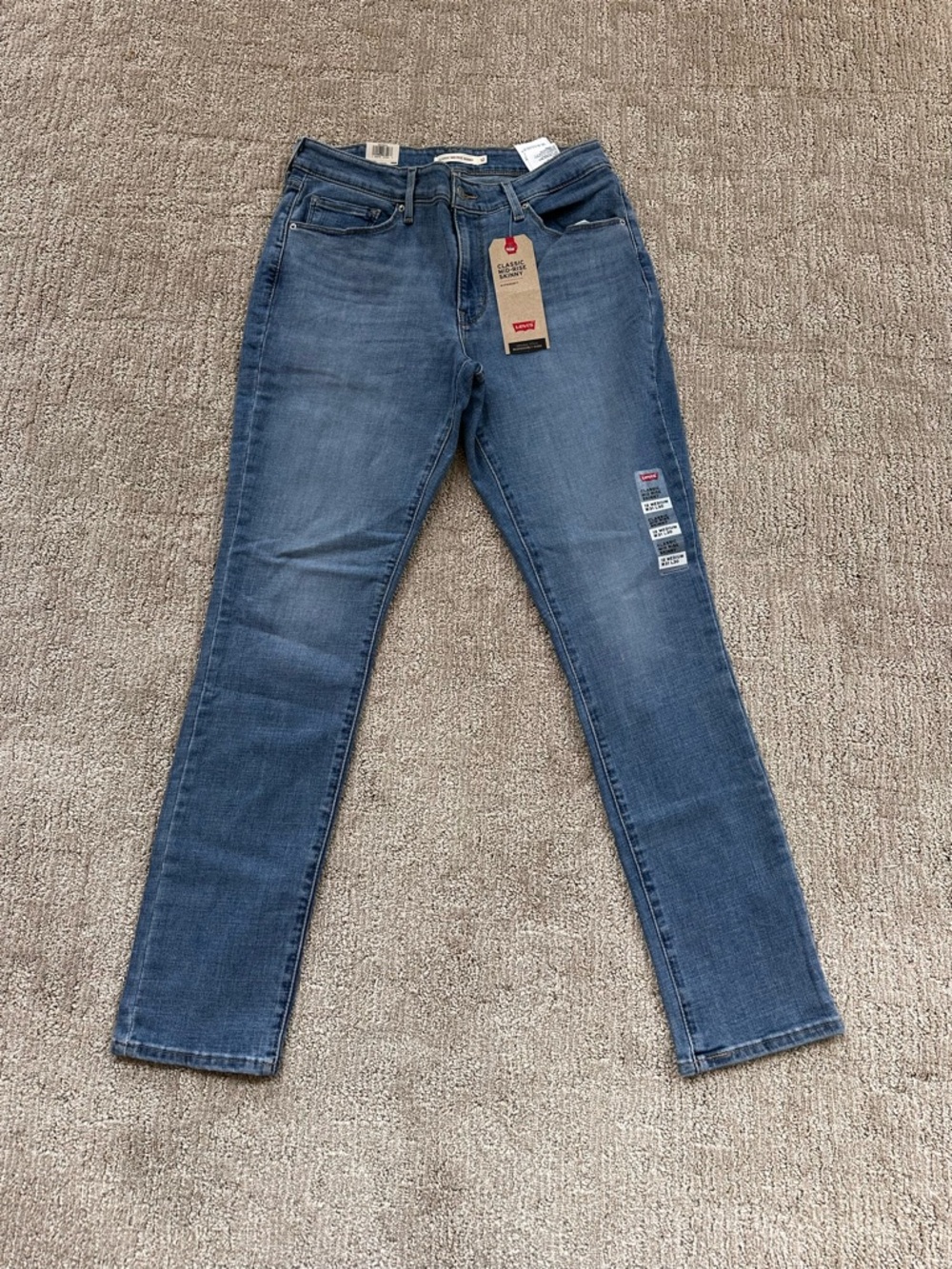 Levi's Women's Blue Skinny Jeans - Mid Wash